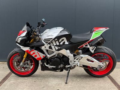 APRILIA TUONO V4 1100 FACTORY – foto 4