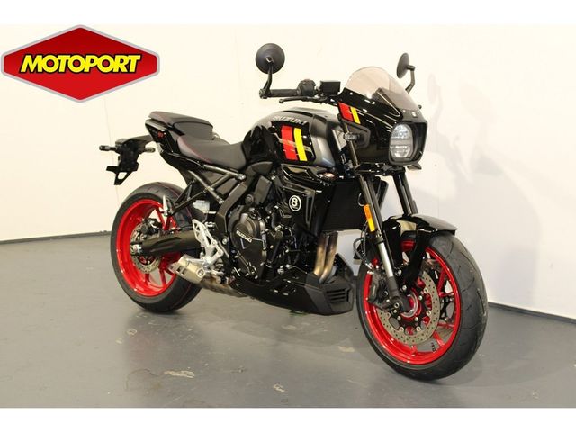 suzuki - gsx-8tt