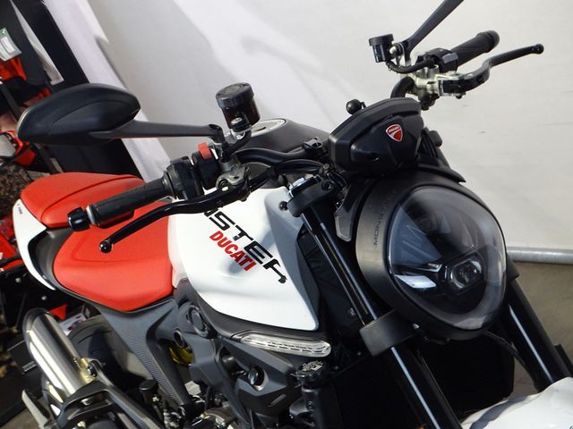 ducati - monster