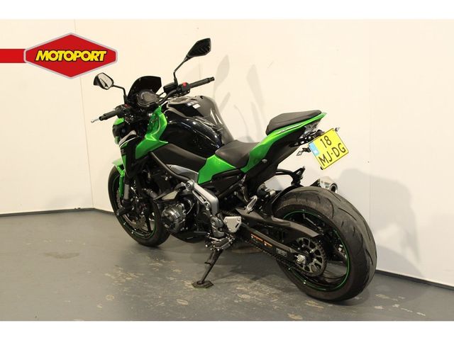 kawasaki - z900