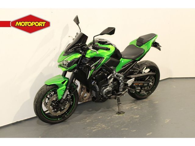 kawasaki - z900