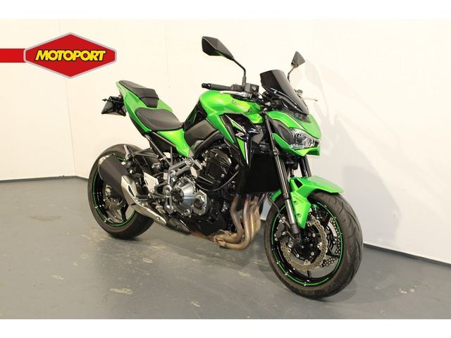 kawasaki - z900