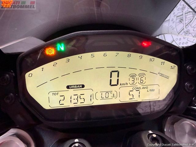 ducati - monster-821