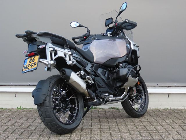 bmw - r-1300-gs-adventure