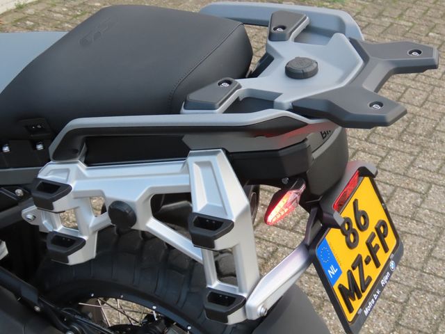 bmw - r-1300-gs-adventure