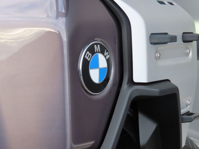 bmw - r-1300-gs-adventure