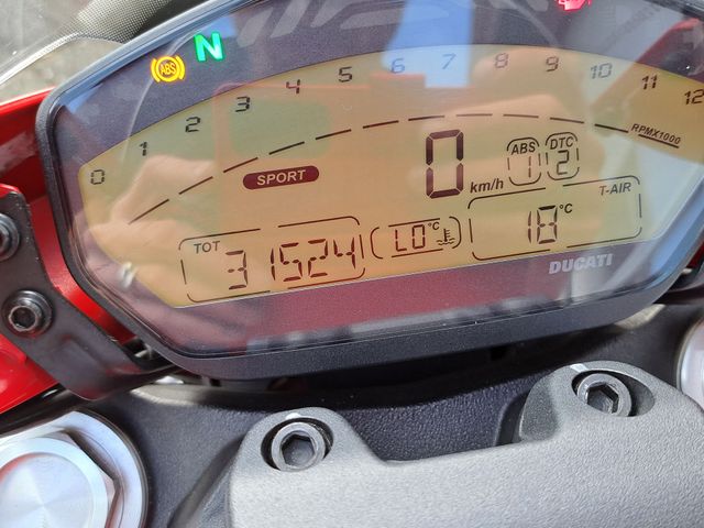 ducati - monster-821