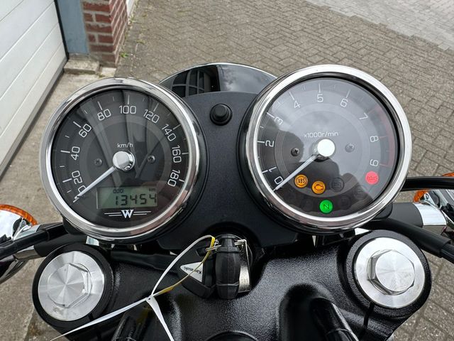 kawasaki - w800