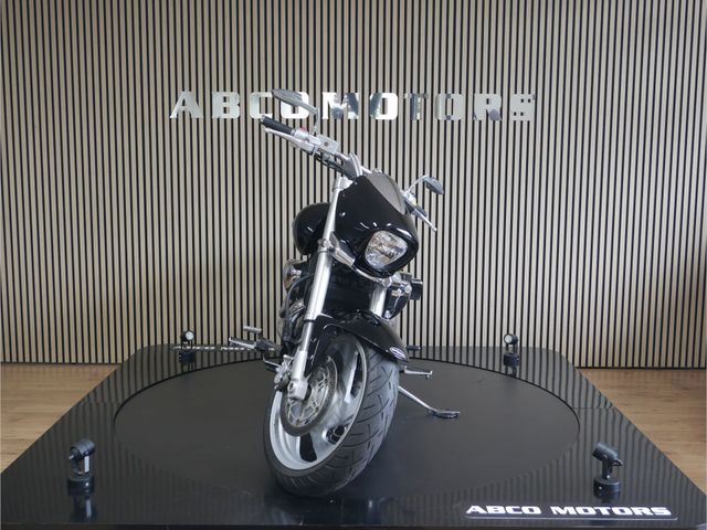 suzuki - m-1500-intruder