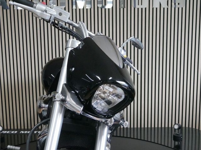 suzuki - m-1500-intruder