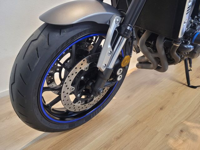 yamaha - xsr-900-abs