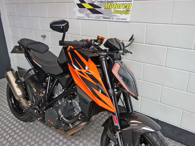 ktm - 1290-super-duke-r