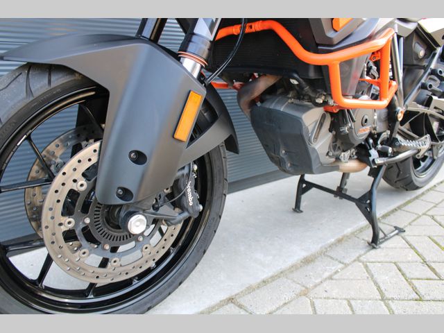 ktm - 1290-super-adventure-s