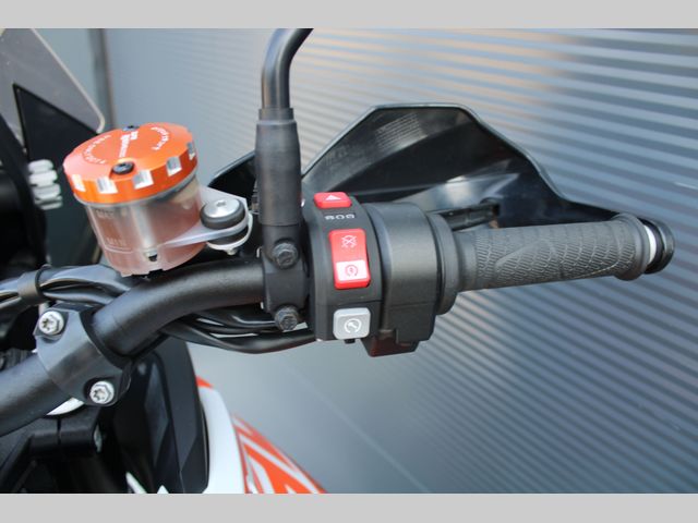 ktm - 1290-super-adventure-s