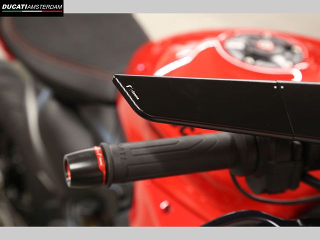 ducati - streetfighter-v2