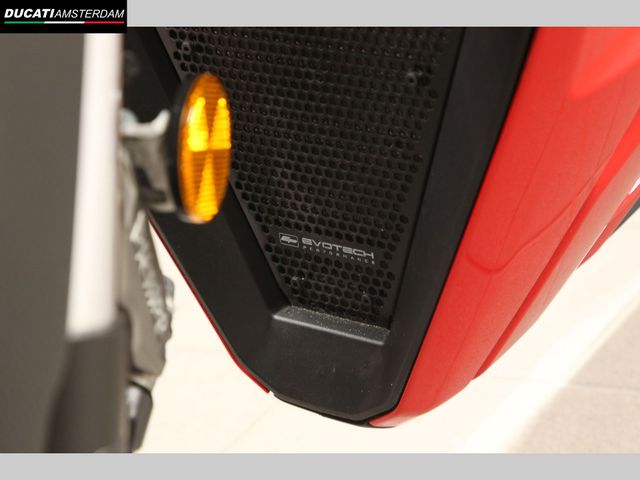 ducati - streetfighter-v2