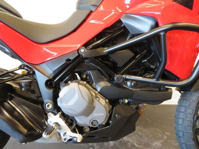 ducati - multistrada-v2