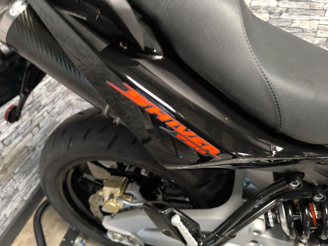 aprilia - sl-750-shiver