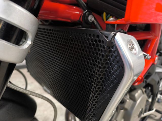 aprilia - sl-750-shiver
