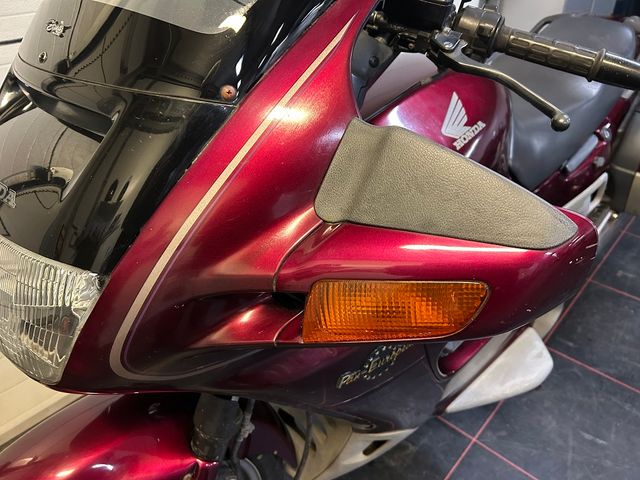 honda - st-1100-pan-european