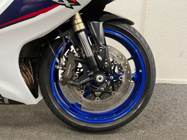 suzuki - gsx-r-600