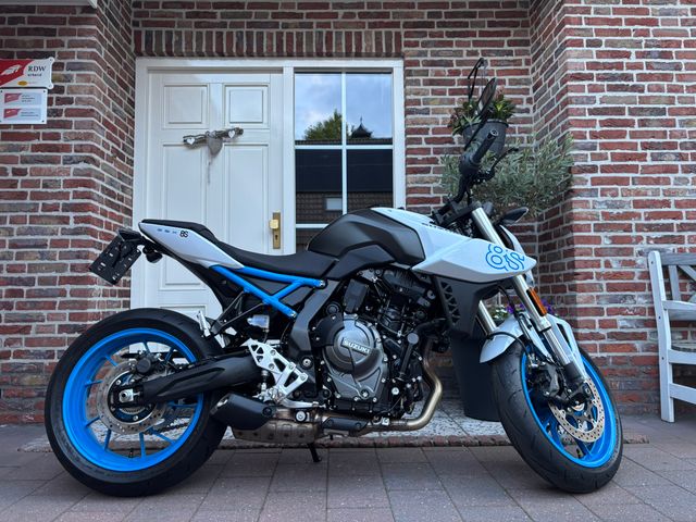 suzuki - gsx-8s