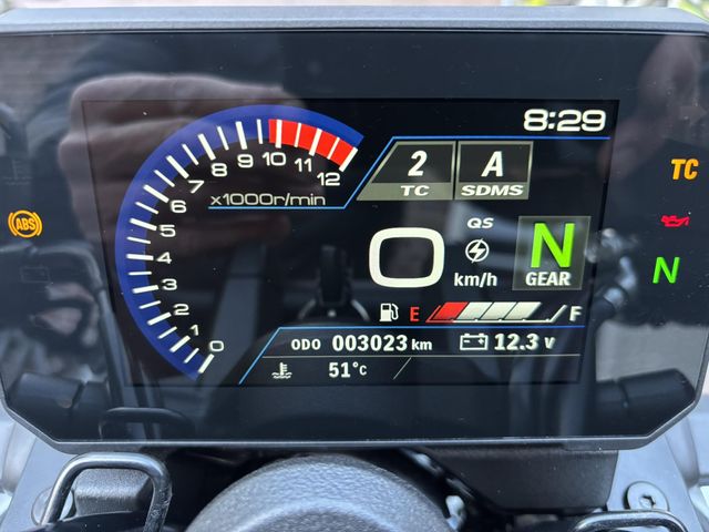 suzuki - gsx-8s