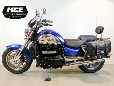 TRIUMPH ROCKET III ROADSTER – foto 4