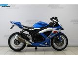SUZUKI GSX-R 750