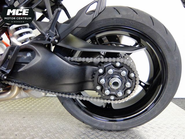 ktm - 1290-super-duke-gt
