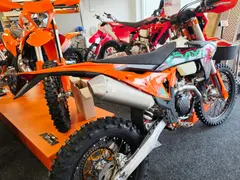 KTM 450 EXC 6 Days 2026 nieuw – foto 3 van 4