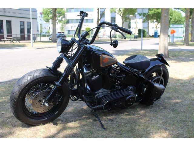 harley-davidson - softail-custom-fxst