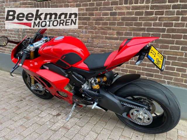 ducati - panigale-v4-s