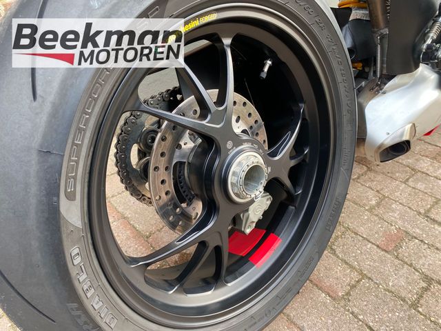 ducati - panigale-v4-s