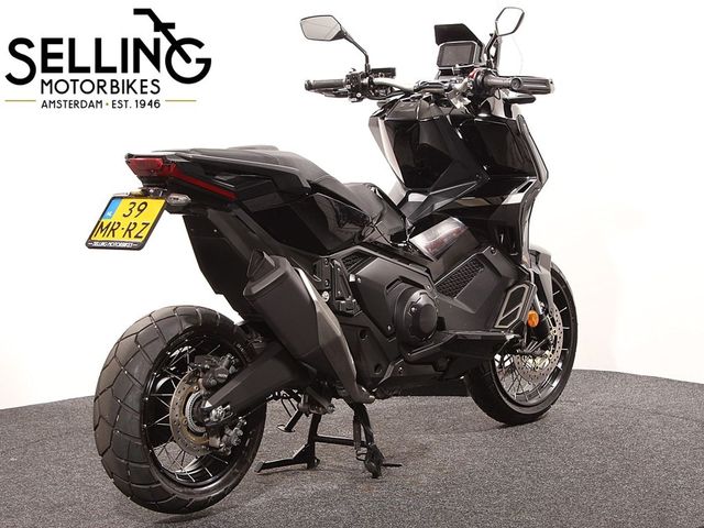 honda - x-adv