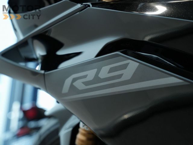 yamaha - yzf-r9