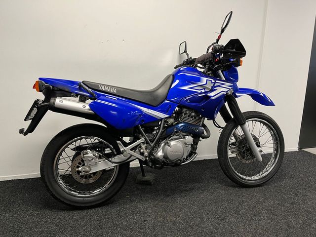 yamaha - xt-600-e