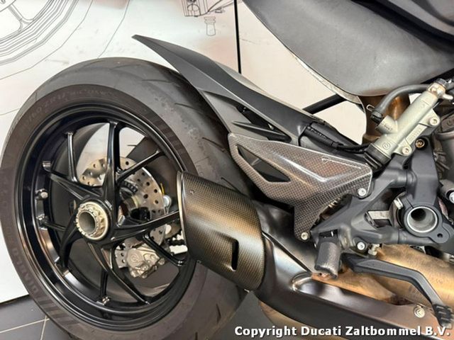 ducati - streetfighter-v2