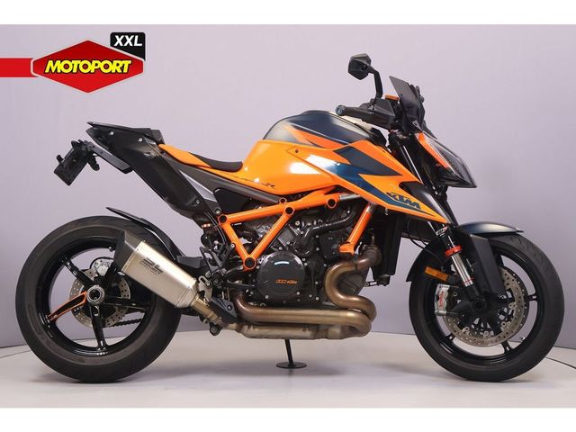 ktm - 1290-super-duke-r