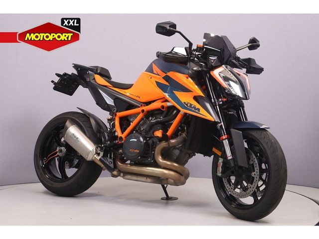 ktm - 1290-super-duke-r