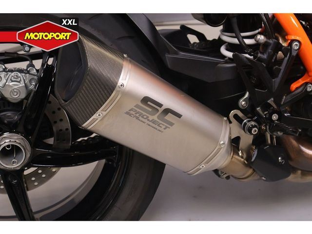ktm - 1290-super-duke-r