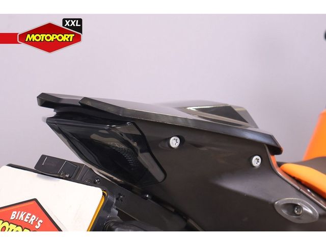 ktm - 1290-super-duke-r