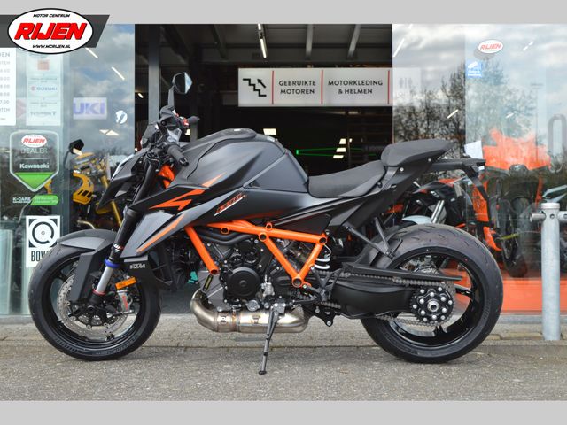 ktm - 1390-super-duke-r-evo