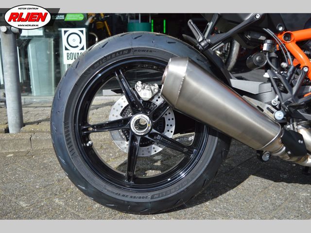 ktm - 1390-super-duke-r-evo