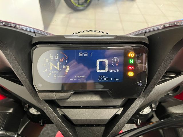 honda - cbr-650-r