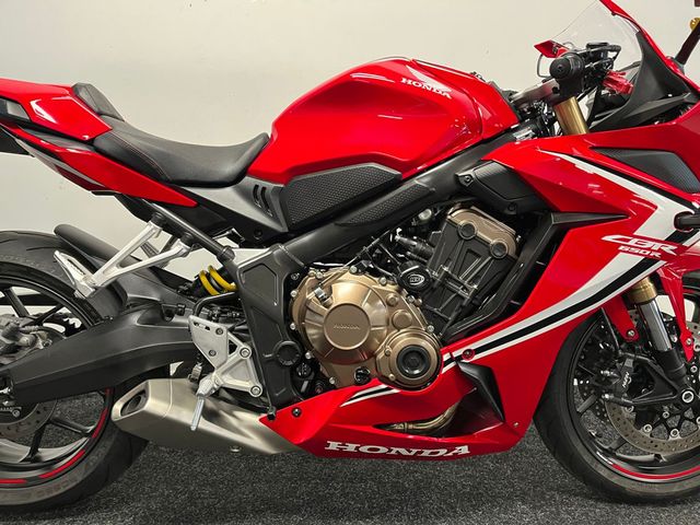 honda - cbr-650-r