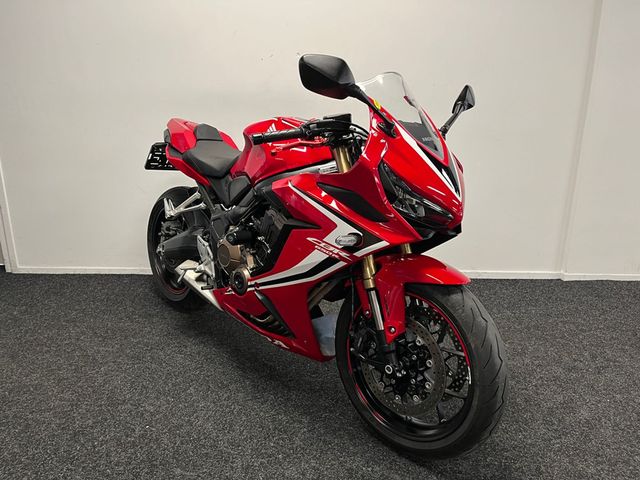 honda - cbr-650-r