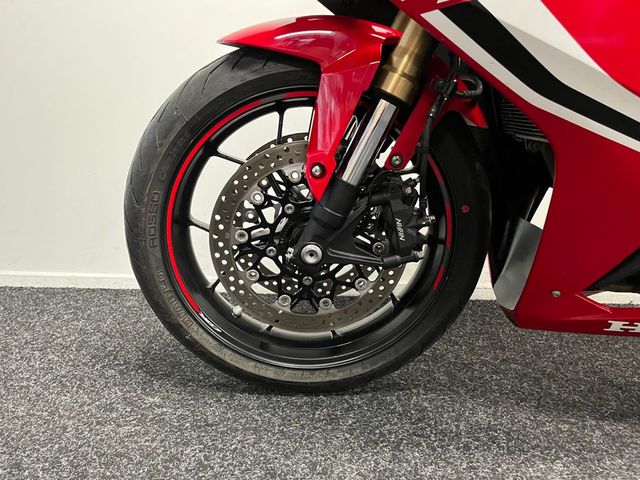 honda - cbr-650-r