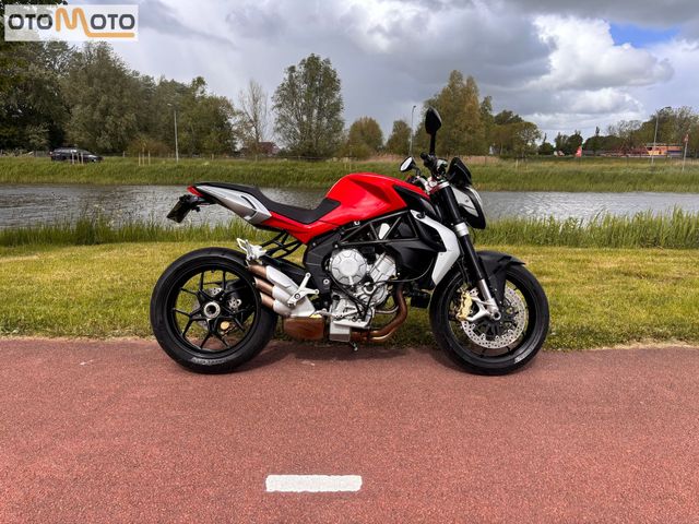 mv-agusta - brutale-675