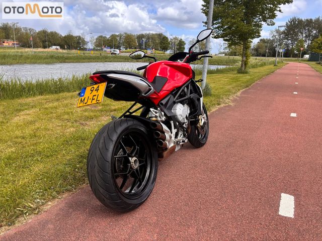 mv-agusta - brutale-675